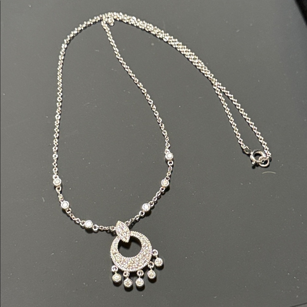 Elegant Sterling Silver 925 Pendant Necklace - Picture 3 of 11